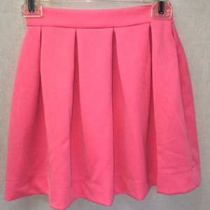 Super cute neon pink skirt